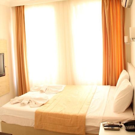 Taksim Square Hot Residence Istanbul Room photo